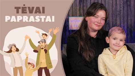 tėvai džiaugiasi vaiko pasiekimais