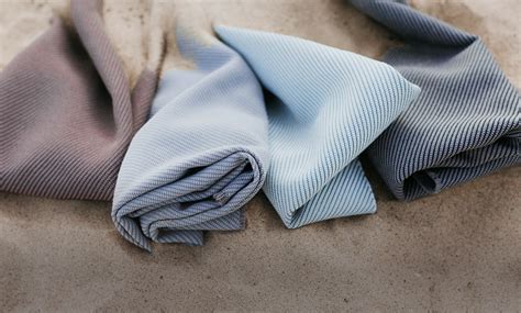 Tvarūs ir saugūs audiniai kūdikių drabužiams