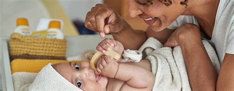 kūdikio plaukučių priežiūra