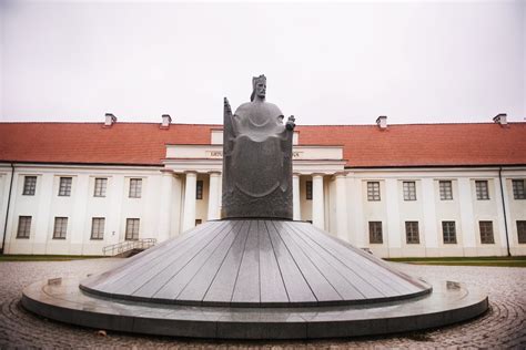 Mindaugo paminklas Vilniuje