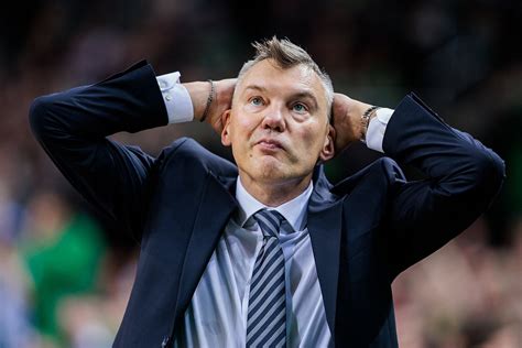 Treneris Šarūnas Jasikevičius su komanda