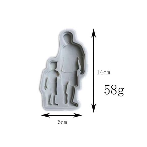 tėvo ir vaiko ryšys, susikibę už rankų