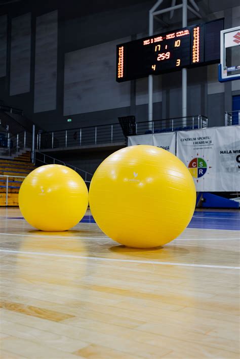 Mankštos kamuolio medžiagų palyginimas