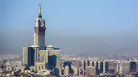 Mekos panorama su Abraj Al Bait kompleksu