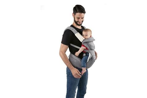 Ergonomiškas kūdikio nešiojimas nešioklėje