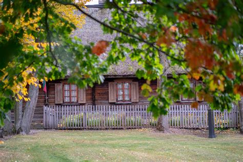 Gaidžių kaimas, Teofilio Tilvyčio gimtinė