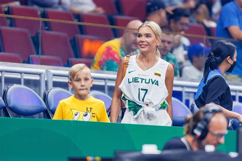 Eglė Mickevičienė su vaikais