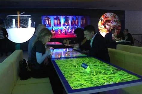 interaktyvaus stalo saugumo ypatybės ir dizainas