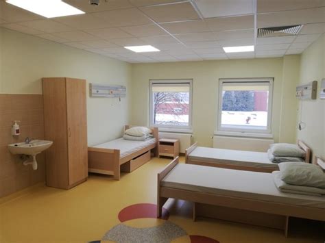 Vaikų ligoninės palatos ir bendrosios erdvės po remonto