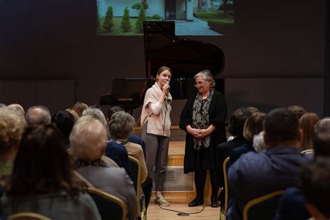 Laiptų galerijos eksterjeras Šiauliuose