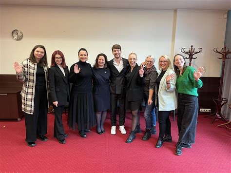 Akmenės rajono savivaldybės administracijos pastatas