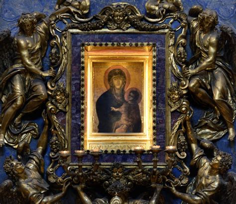 Laikanti kūdikį motina arba globėja