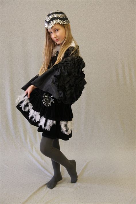 vaikiški kostiumai išleistuvių šventei