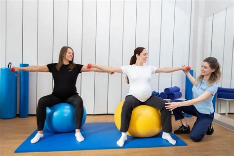 Kineziterapijos pratimai nėštumo metu