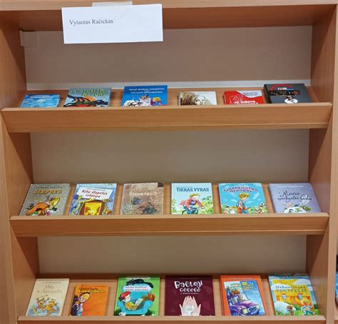 knygų paroda bibliotekoje