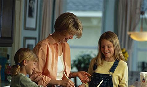 šeima su vaikais mokykloje