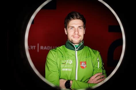 Mantas Strolia slidinėjimo trasoje varžybų metu