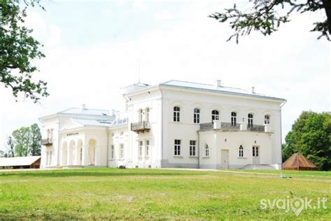 Burbiškio dvaro parkas su tvenkiniu ir tiltais