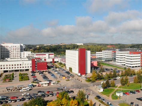 Santaros medicinos miestelio žemėlapis su parkavimu