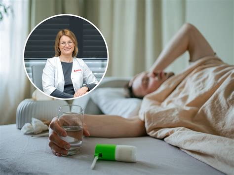 gydytojas išduoda nedarbingumo pažymėjimą