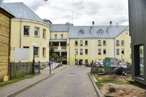 Šv. Juozapo globos namų pastatas ir aplinka
