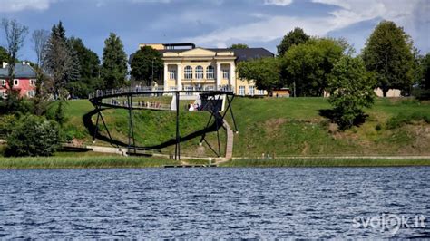 Plinkšių globos namų aplinka ir ežero pakrantė
