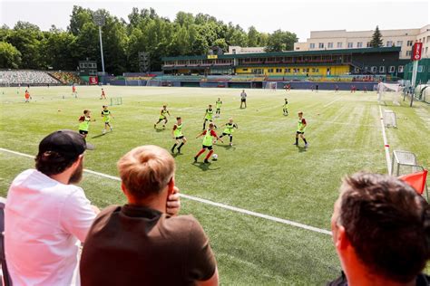 Jaunųjų futbolininkų treniruotė akademijoje