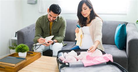 Svarbiausi primaitinimo reikmenys kūdikiams