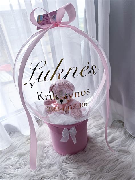 kūdikio gimimo akimirka