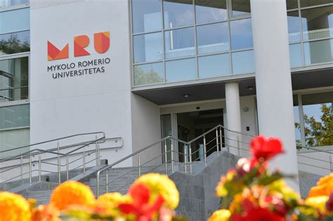 Mykolo Romerio universiteto pastatas