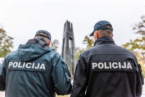 Policijos akademijos studentai treniruočių metu