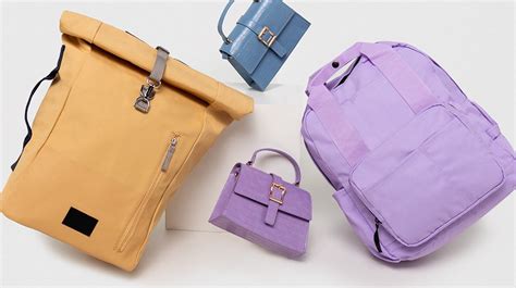 Asortimentas vaikiškų kuprinių