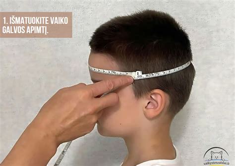 Standartinio dydžio Čiubo kepurės ant vaiko galvos pavyzdys