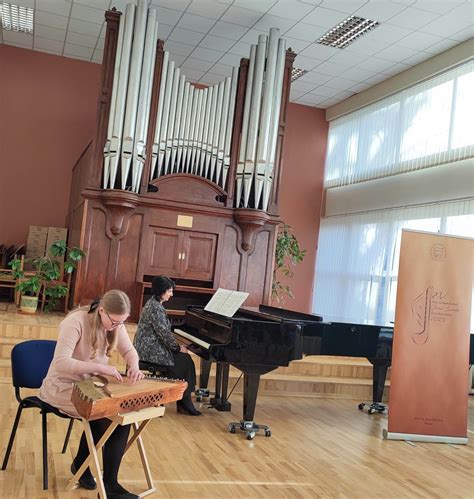 Dick Grove muzikos mokyklos iškaba