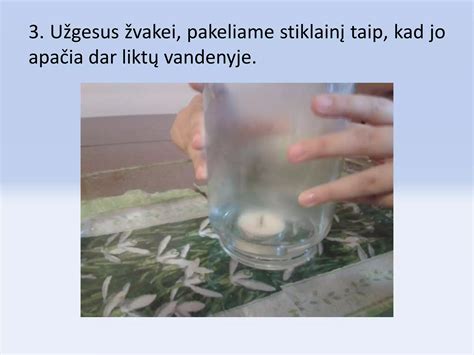 eksperimentas su druskos tirpalu ir kiaušiniais stiklinėse
