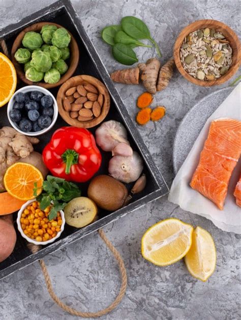 Įvairūs maisto produktai, padedantys nuo pykinimo