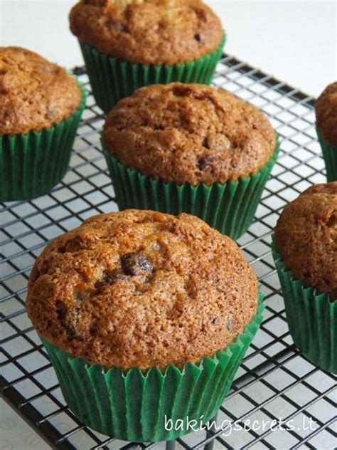 Cukinijų keksiukai su šokoladu