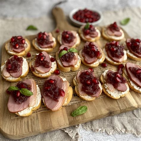 rūkyta mėsa su svogūnų lukštais