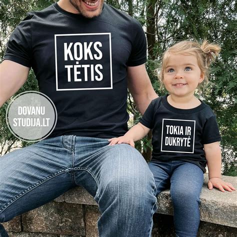 Tėtis keičia sauskelnes ir nustemba