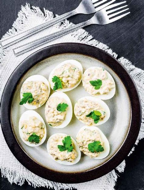 Įdaryti kiaušiniai su silkių filė