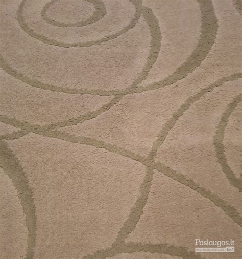 Internetinės parduotuvės sąsaja su kilimų paieška