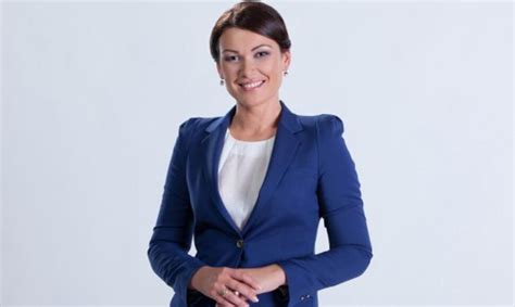 Agnė Zacharevičienė ruošiasi vizitui pas šeimą ir perka dovanas vaikams