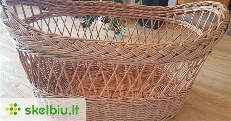 Interjero detalė - senovinis lopšys