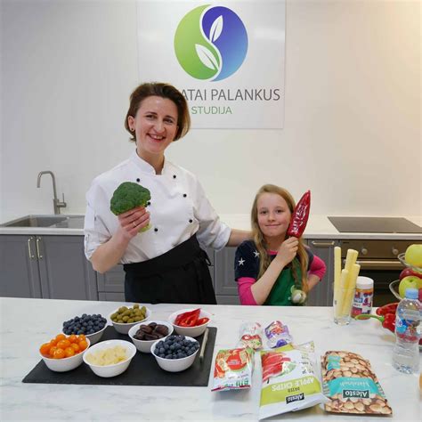 Nėščioji renkasi tarp sveikų užkandžių ir mitų apipintų maisto produktų