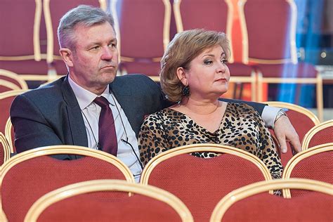 Gintautas Vyšniauskas su savo tapybos darbais