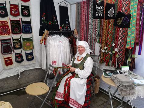 Tautinių drabužių pavyzdys