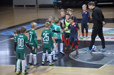 Vaikų futbolo turnyro atidarymas Kėdainių arenoje