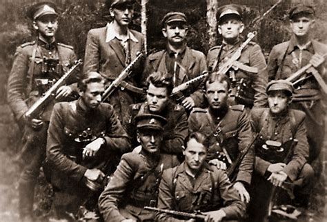 Pietų Lietuvos (Nemuno) partizanų srities vadų susirinkimas 1950 m.