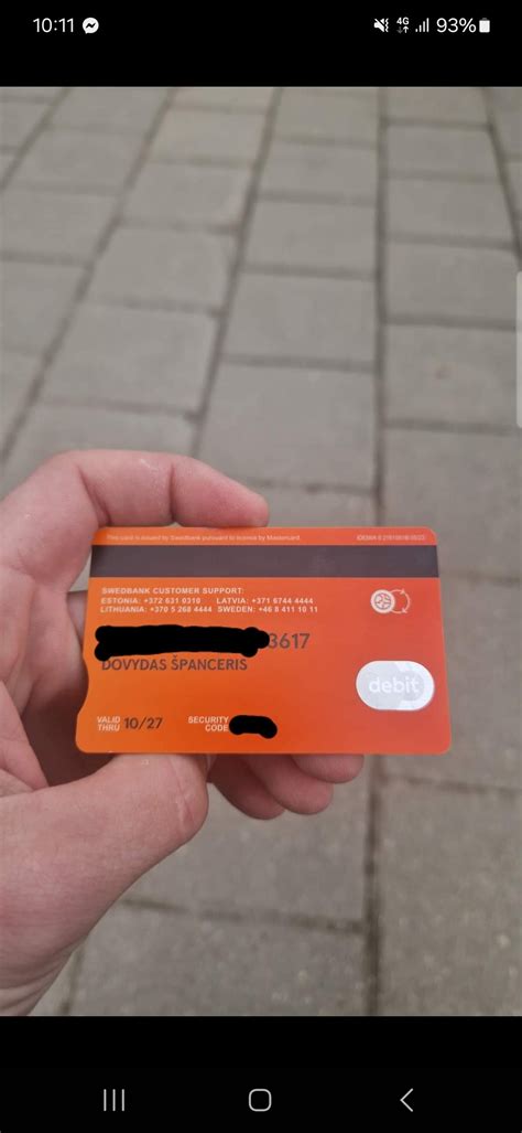Skaičiuotuvas ir banko kortelė