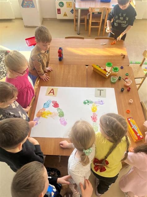 vaikų piešiamas raidės A